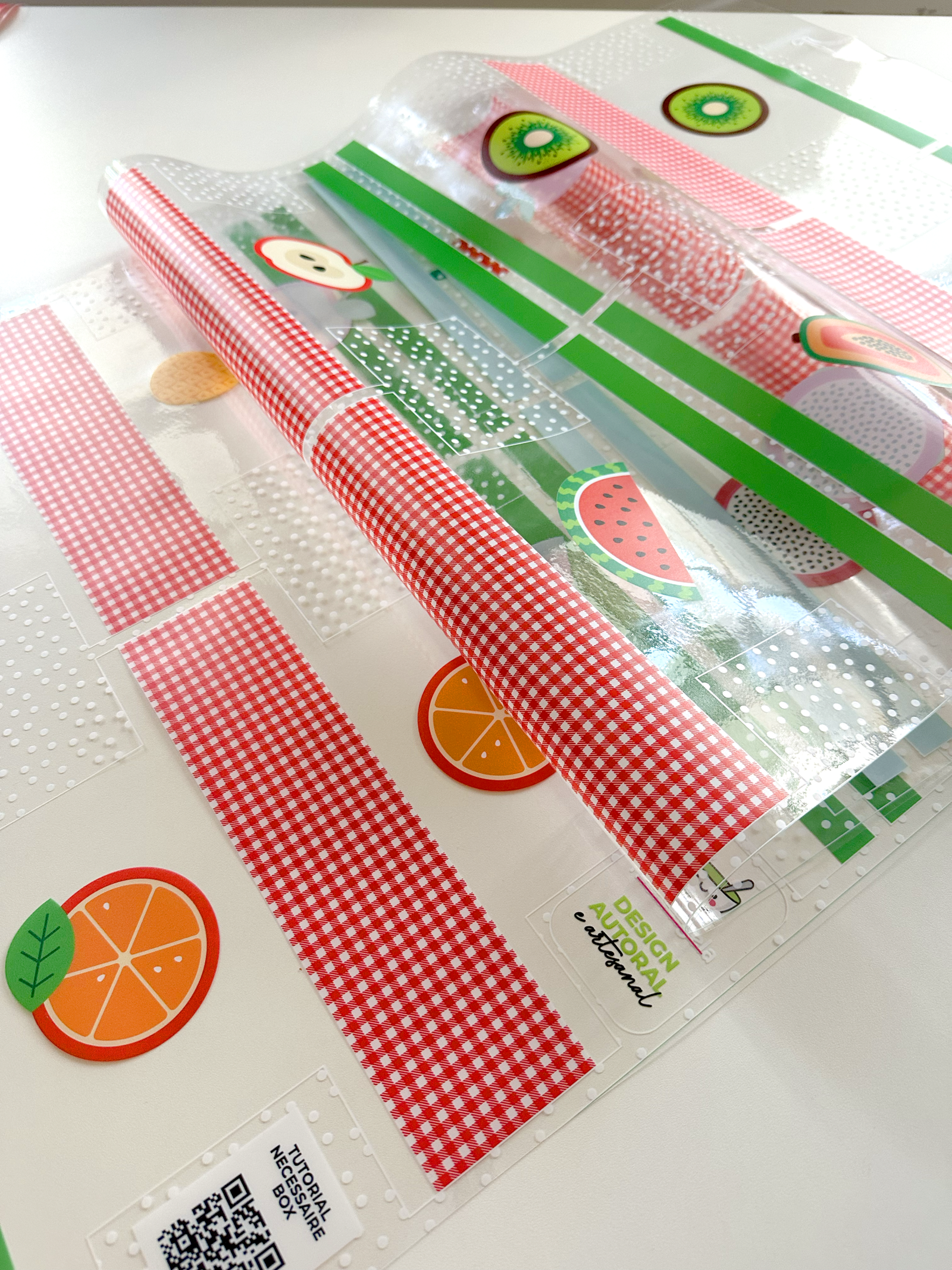 Plástico Estampado - Painel BOX MINI - Estampa frutas tropicais - Imagem 3