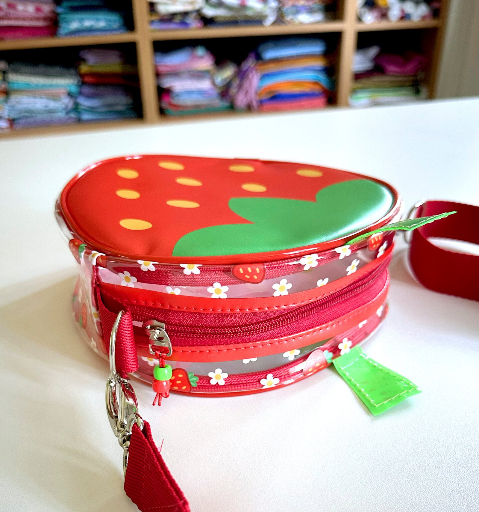 Plástico Estampado - Painel Bolsa Morango - Imagem 9