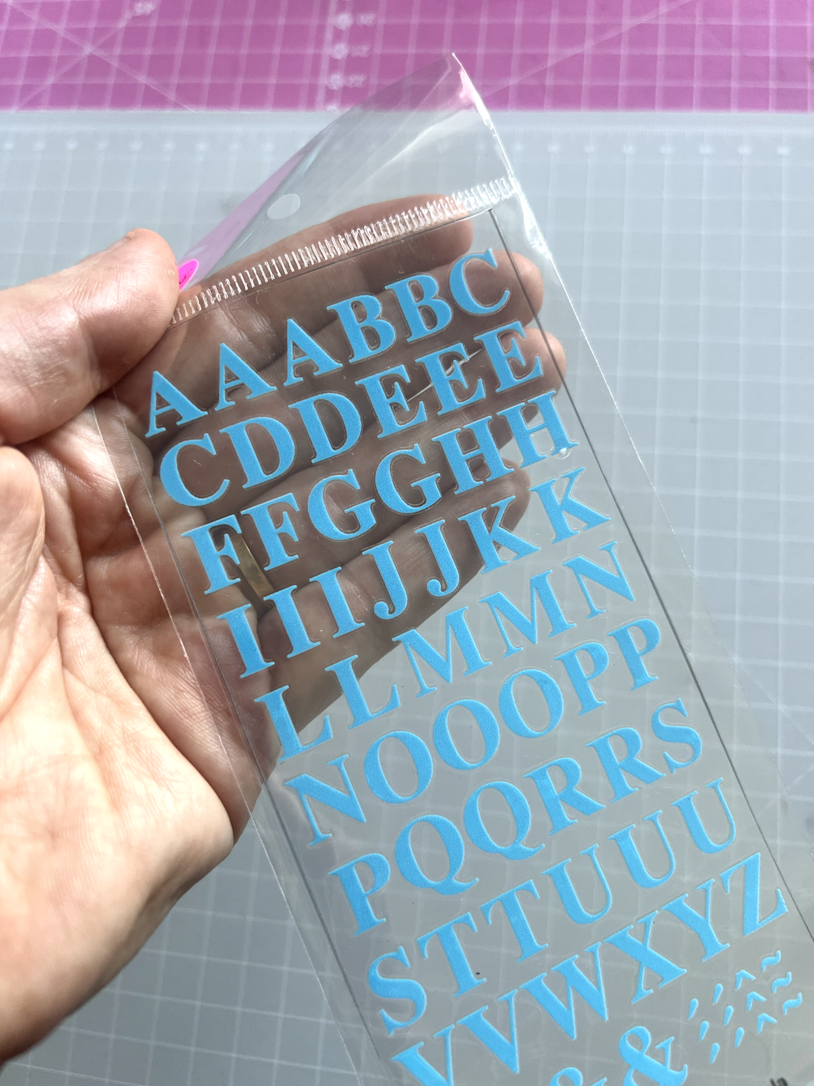 Cartela de Adesivos DTF - Alfabeto 2 (em azul) - Imagem 4