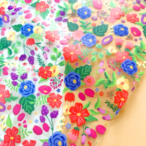 Plástico Estampado - Estampa Floral Colorido