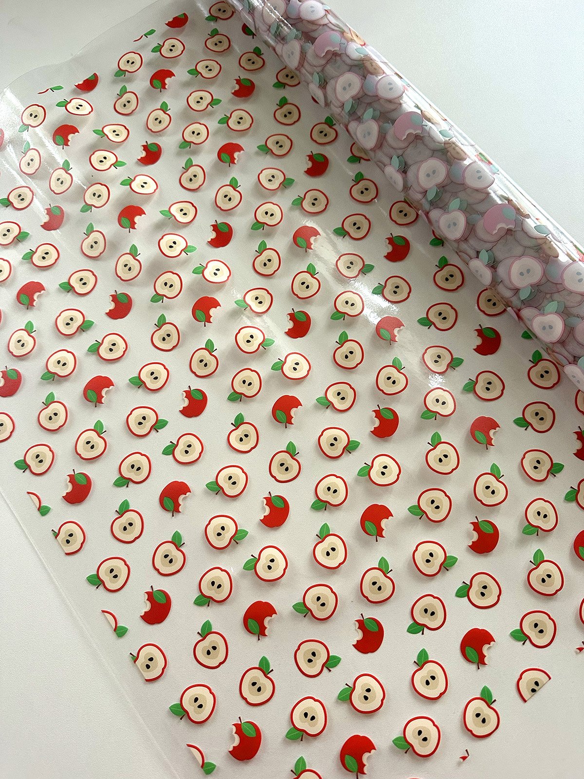 Plástico Estampado - Maçãs - Imagem 3