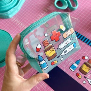 Plástico Estampado - Painel Necessaire Farmacinha MINI