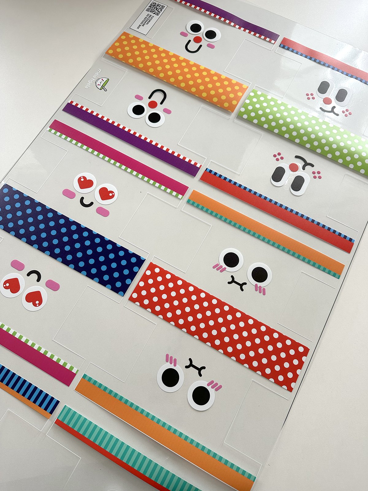 Plástico Estampado - Painel Necessaire CARINHAS DIVERTIDAS - Imagem 3
