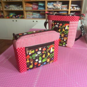 Kit Bolsa Celina + necessaire Ceci em tecido - Imagem 11