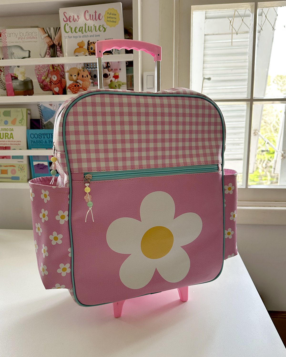 Mochila Grande - painel estampado FLOR BRANCA - Imagem 9