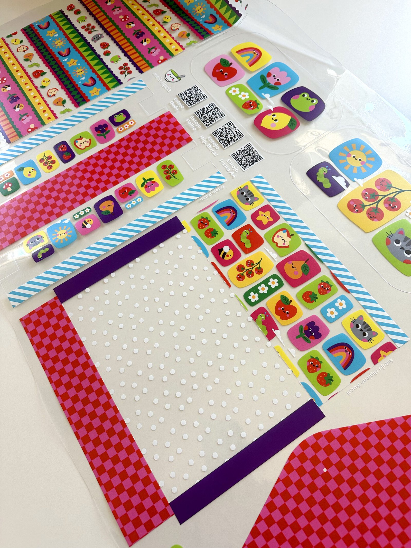 Kit Escolar Plástico - Painel estampado - COLORÊ - Imagem 6