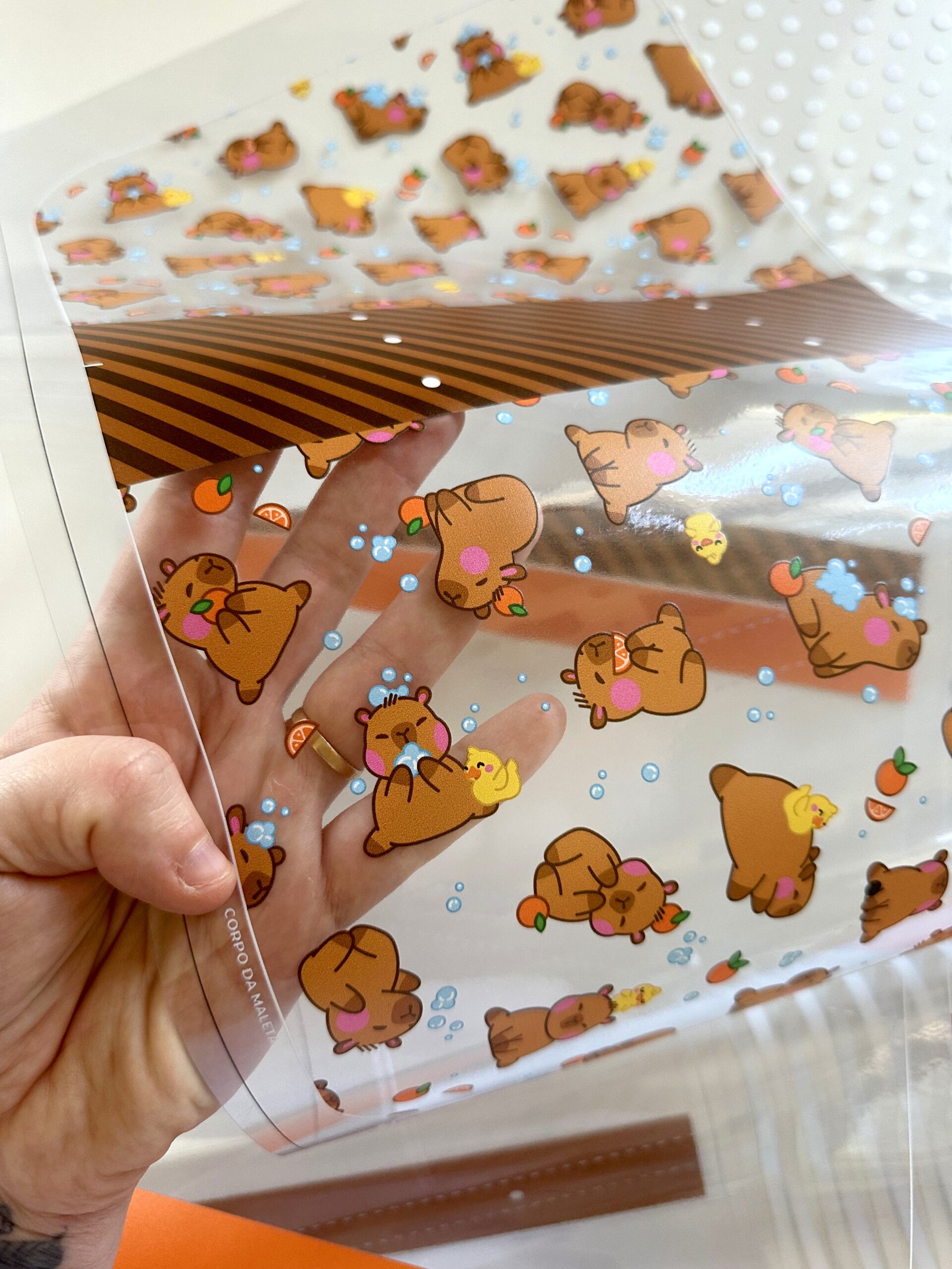 Maleta Ângela - Painel estampado - CAPIVARA